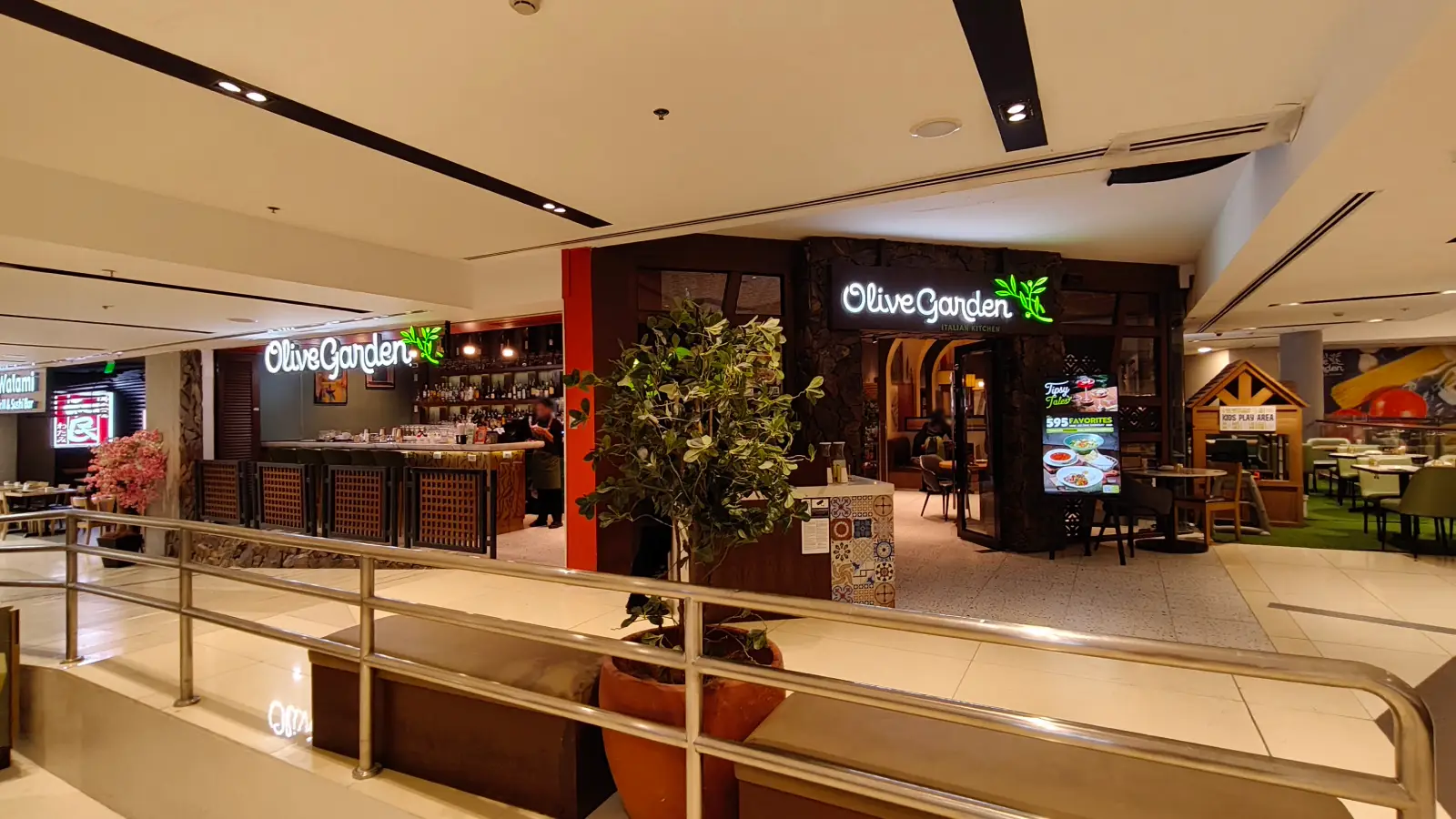 OLIVE GARDEN in Glorietta